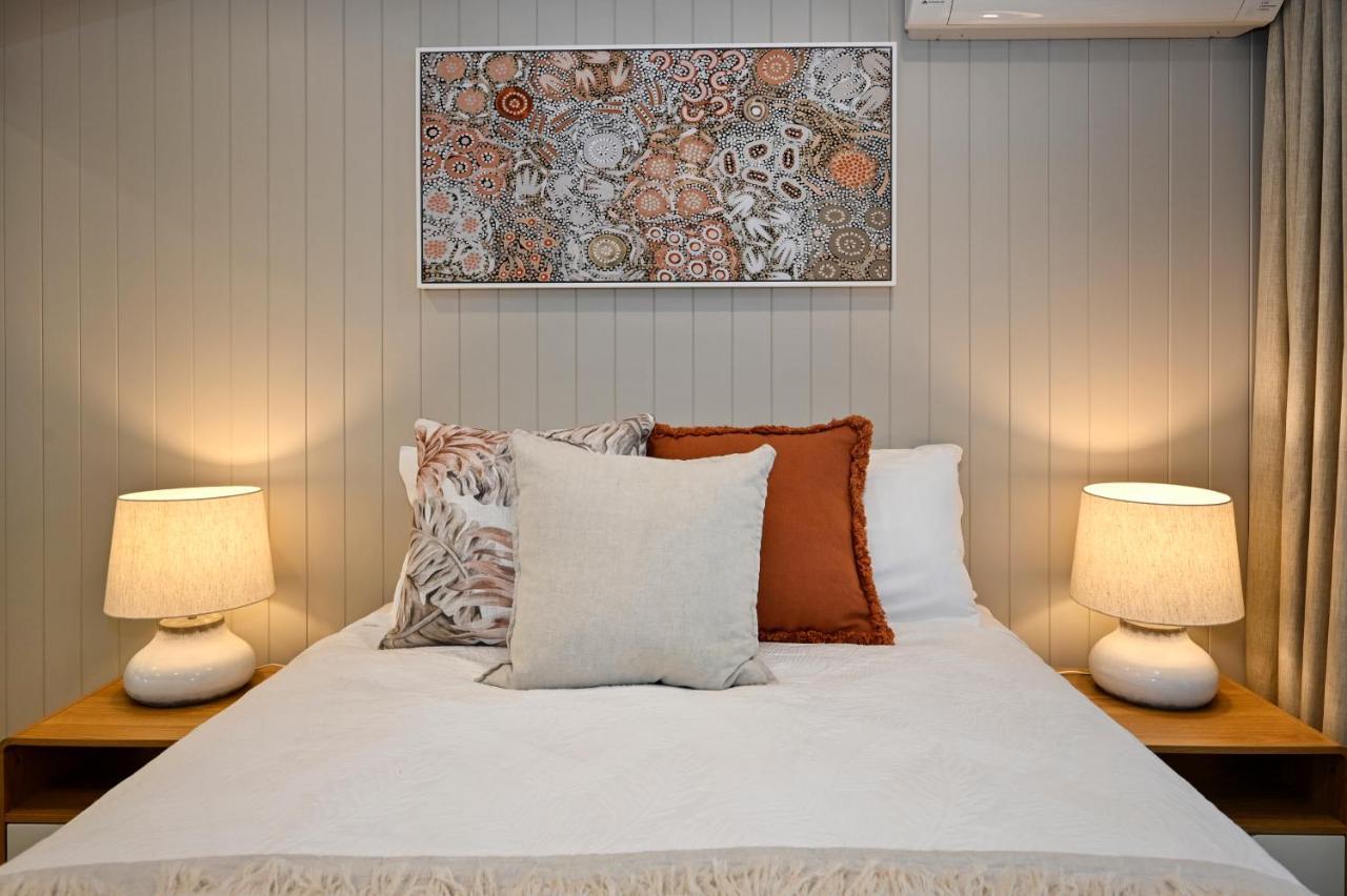 Stylish 2 B/r - 4 Guests, Garage Zc5 Apartment *
