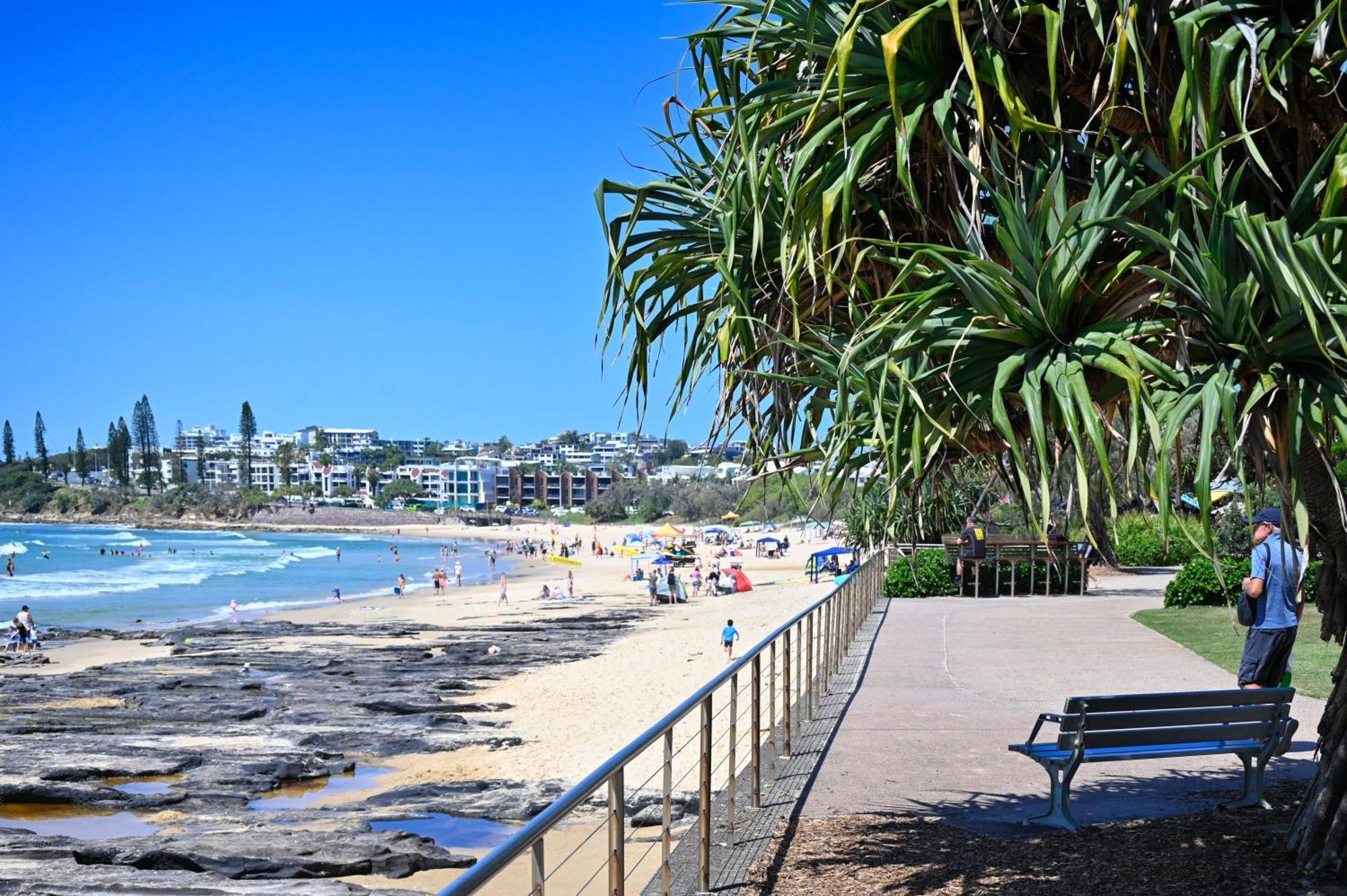 Stylish 2 B/r - 4 Guests, Garage Zc5 * Alexandra Headland