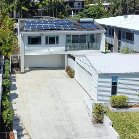 Stylish 2 B/R Apartment - 4 Guests, Garage Zc5 Alexandra Headland Exterior photo